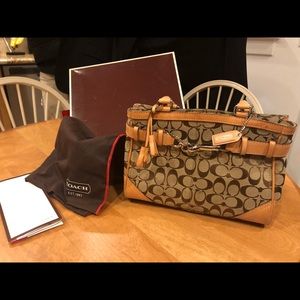 Coach Medium Signature Khaki Carryall Purse